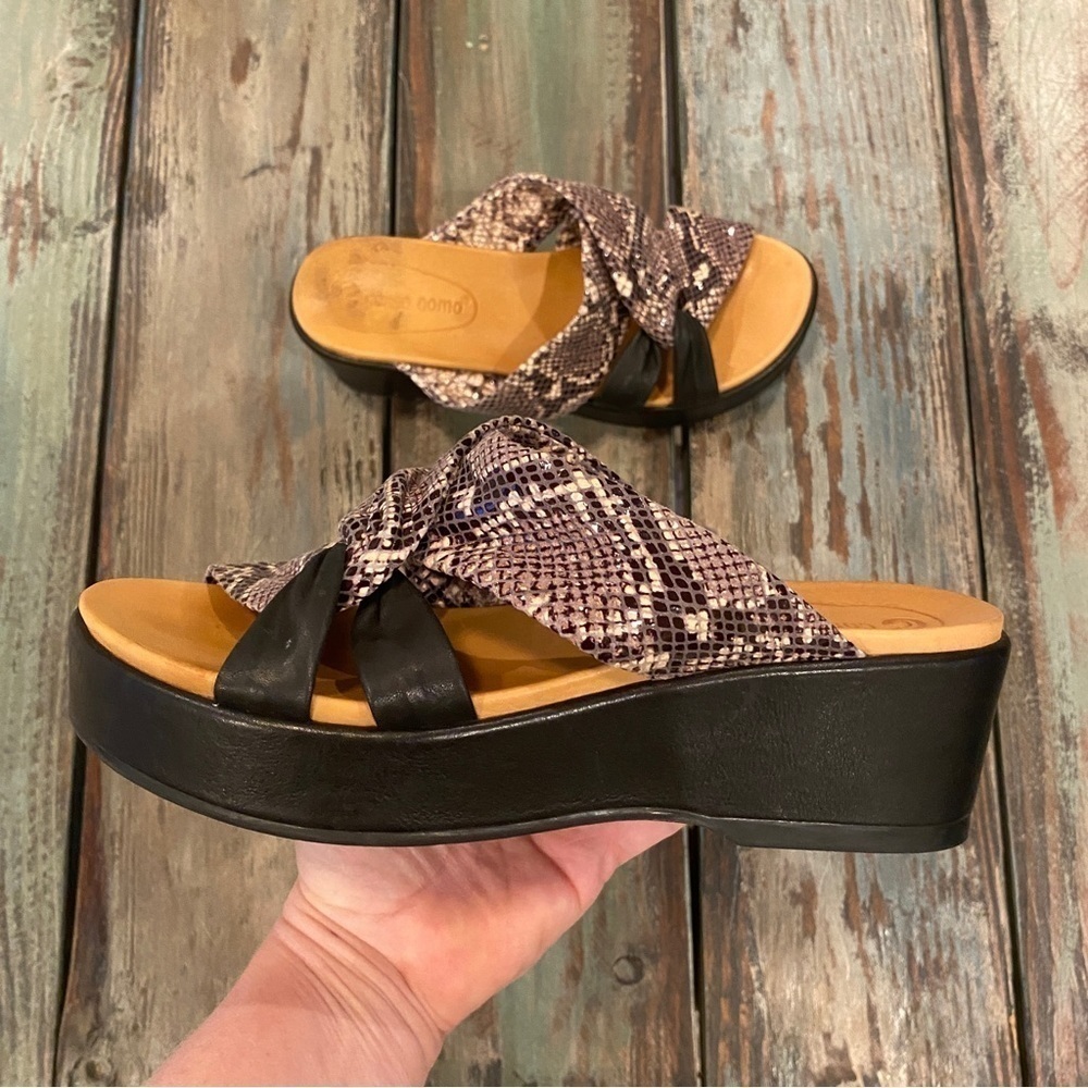 Corso Como 6.5 Wynnter Platform Slide Sandal Snakeskin Print Leather Wedge Shoes - Picture 2 of 15